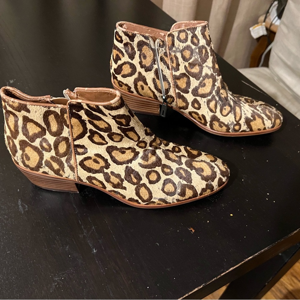 SAME EDELMAN LEOPARD BOOTIES, SIZE 8.5